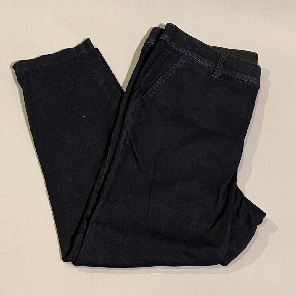 Torrid Comfort Flex Waist Slim Taper Jeans 14 **NWT**